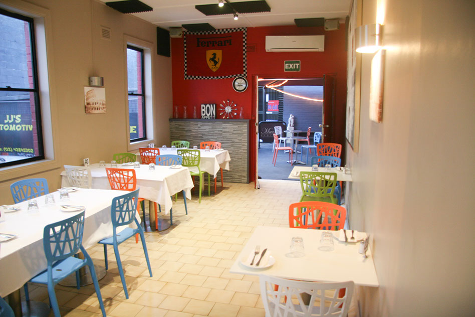 Dining area at Gambinos Italian Ristorante.